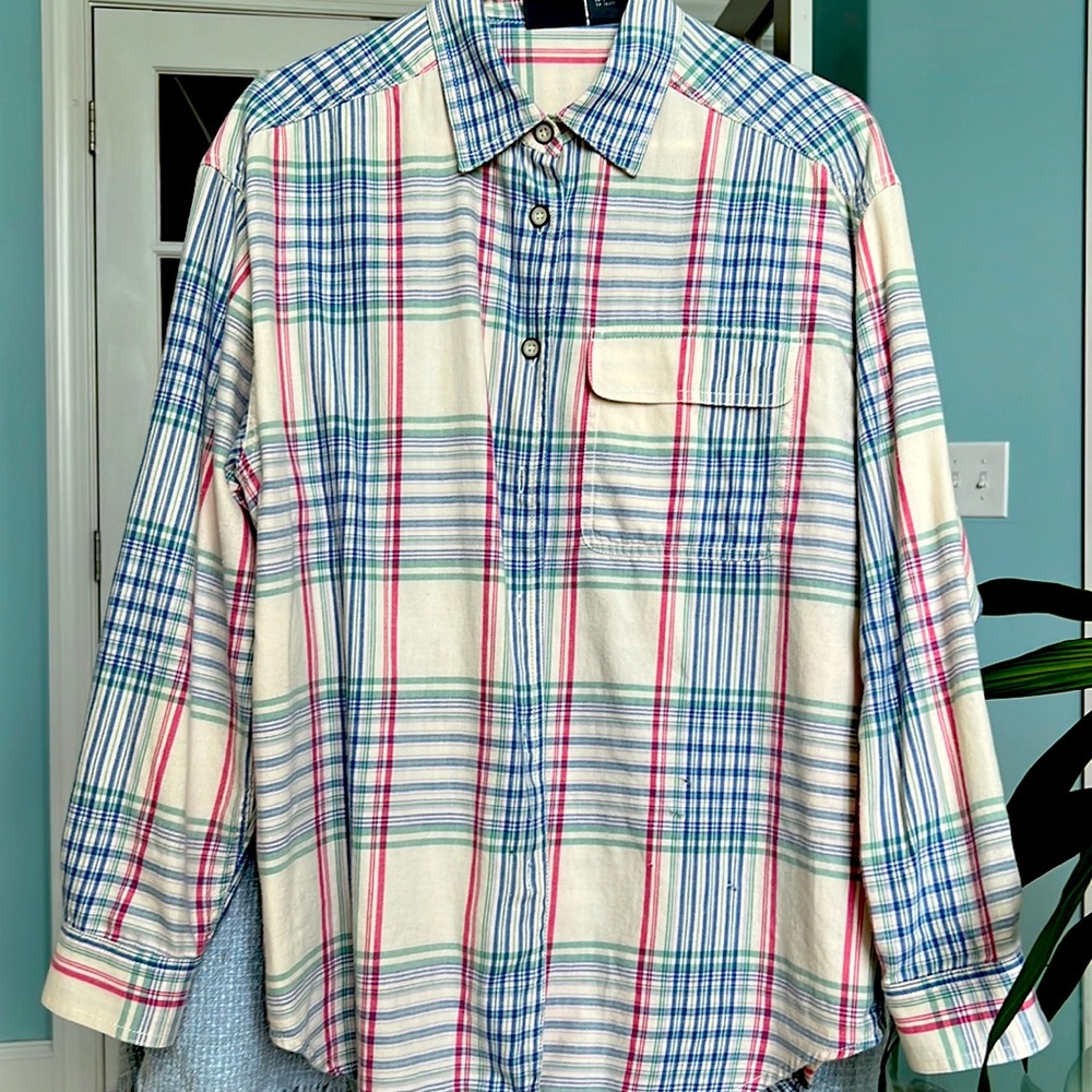Liz wear Blouse